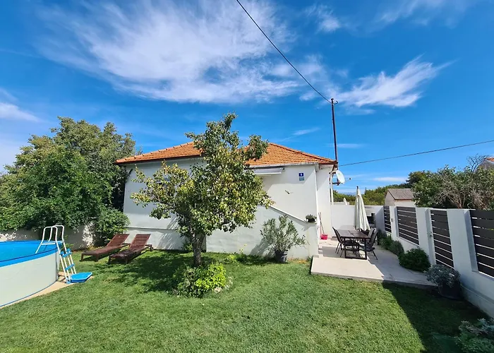 With Private Pool And Yard Кожино