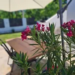 With Private Pool And Yard Feriehus