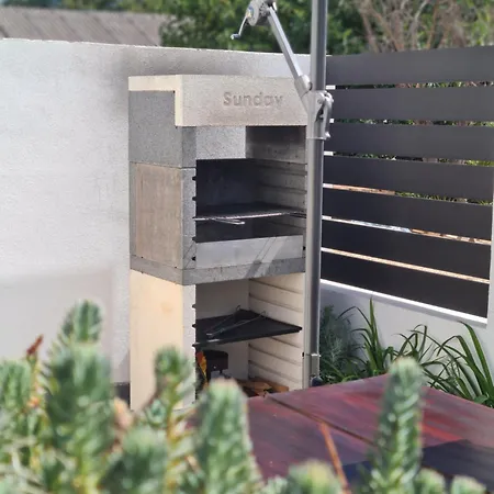 Сasa de vacaciones With Private Pool And Yard *